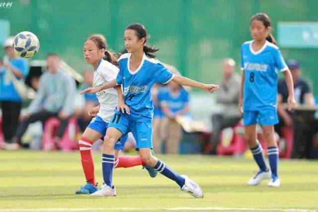 库里25+6+10克雷复苏26分 勇士大胜爵士5连胜